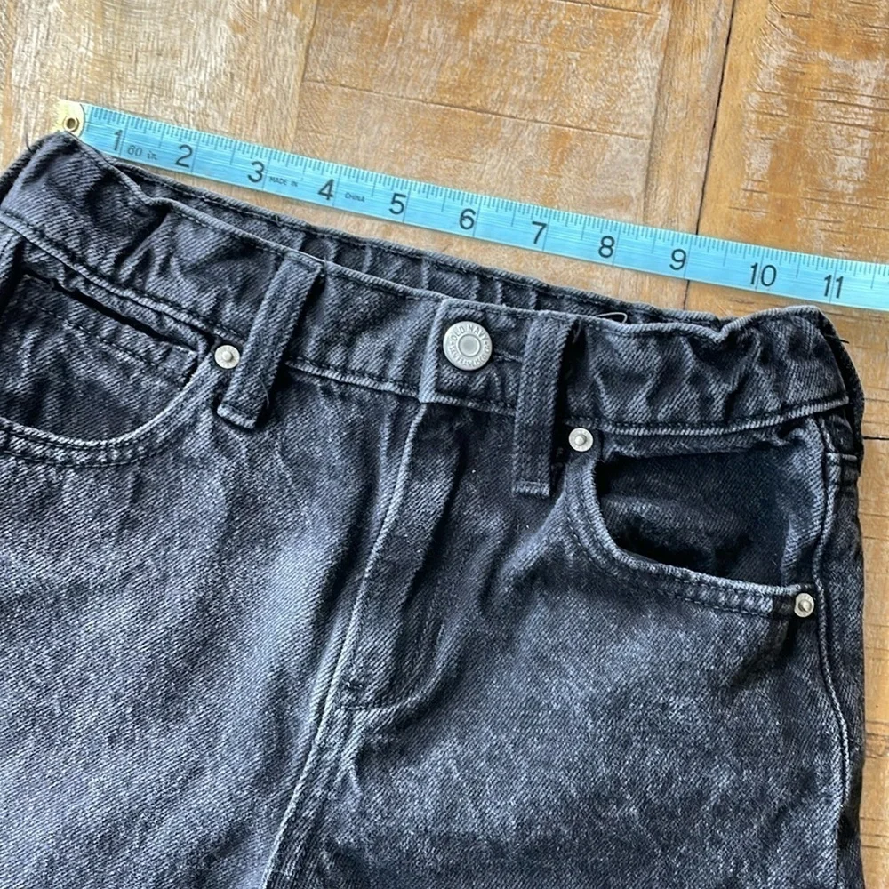 Old Navy slouchy straight jeans size 7